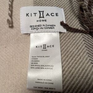 NWT Kit And Ace Throw